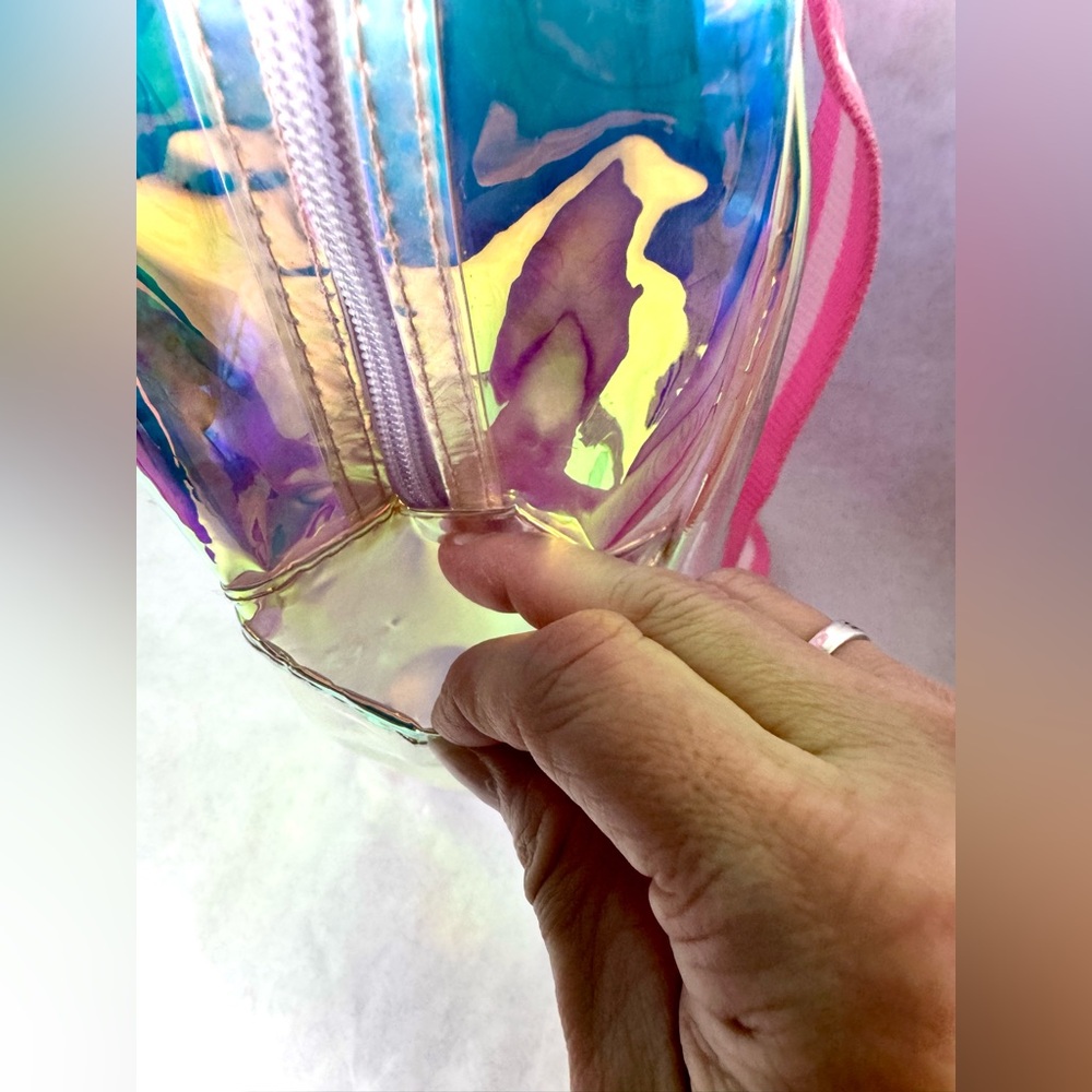 Translucent Backpack with confetti Beads - Picture 12 of 15